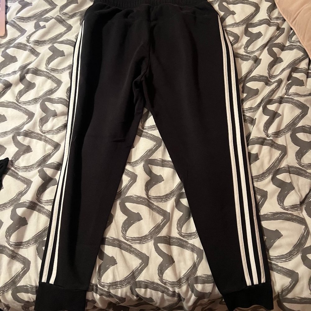 Adidas sweatpants